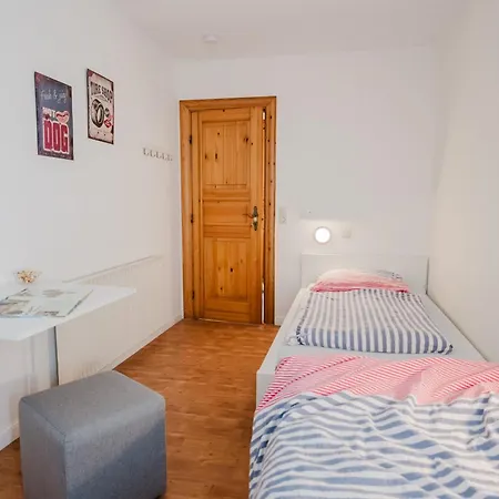 アパート Fachwerkhaus - Sueden Oben - Bauernhof Hopp Vadersdorf フェーマルン