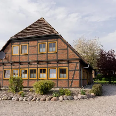 Fachwerkhaus - Sueden Oben - Bauernhof Hopp Vadersdorf * Fehmarn